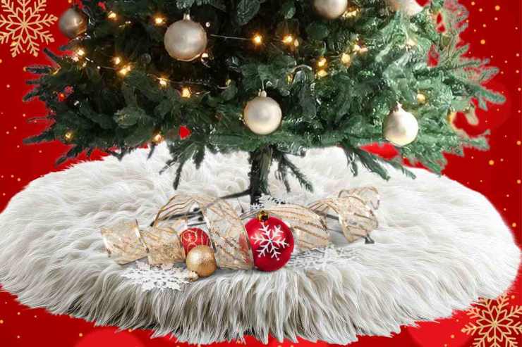 Tappeto ecopelliccia sotto l'Albero di Natale